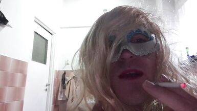 Lipstick and Cigarette. - 5 image