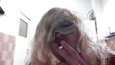 Lipstick and Cigarette. - 7 image