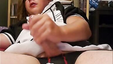 Submissive femmby plays and has ruined orgasm - 12 image