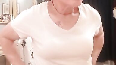 Lisa B fucking herself - 11 image