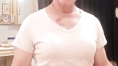 Lisa B fucking herself - 15 image