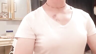 Lisa B fucking herself - 2 image