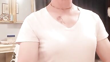 Lisa B fucking herself - 4 image