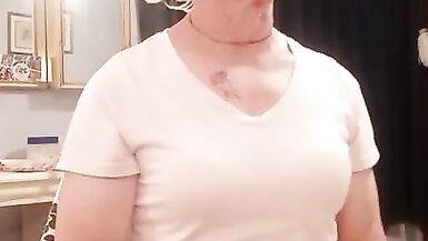 Lisa B fucking herself - 8 image