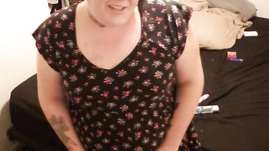 Curvy Trans Girl Masturbation - 7 image