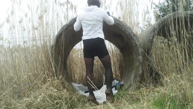 Sluty Tranny CD show great legs outside - 6 image