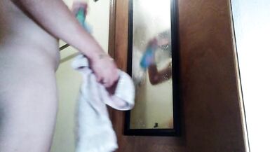 Cute Maid Lily Scrubs your Bathroom while Giving a Great View - 13 image