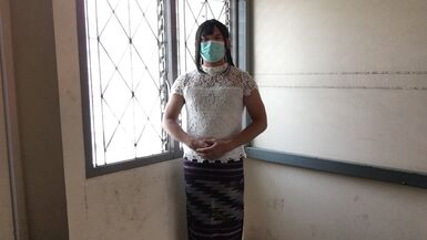 Thailand sarong patik show solo