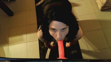 Deepthroat gag training with my new toy - 1 image