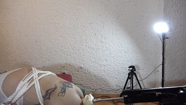 ALEXANDRA MIRET SEX MACHINE - 10 image