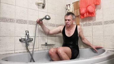 Selfie Sex after Cumshot on Pussy - Episode III - Wet and Horny - Michael Ernandes - 4 image