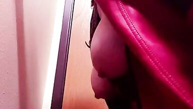 Bree Orlock in a Harley Quinn cosplay sucks dildo - 3 image