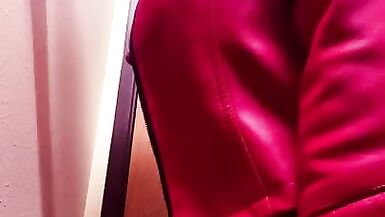 Bree Orlock in a Harley Quinn cosplay sucks dildo - 6 image