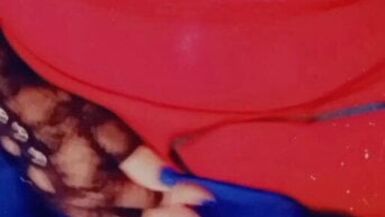 Simmy Violet feeling it again - 1 image