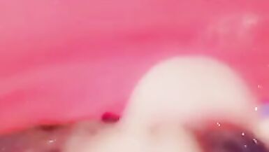 Simmy Violet feeling it again - 10 image