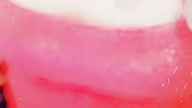 Simmy Violet feeling it again - 11 image