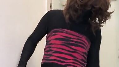 Fetish tranny hands free cum riding butt plug - 7 image