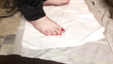 FEMALE-like-TOES-Pose Soles After Shower! Painted Red Toes! Long Toes! Size 8 Feet! Wrinkle Arches! - 10 image