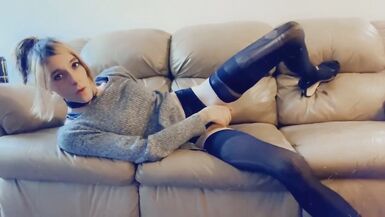 Trans Angel  Loves Touching Herself - 10 image