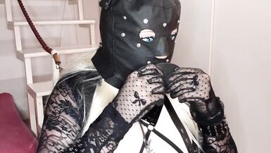 From heavy rubber mask to dog mask - 11 image