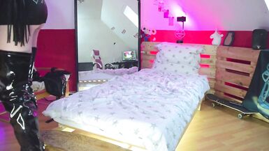 Nikki loves to be slutty dressed - 2 image