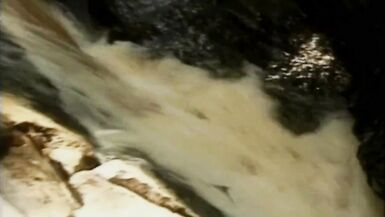 ITALIAN Transexual goes CRAZY!!! - episode #04 - (Vintage - 4 image