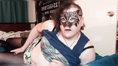 Transwoman jerks off with toys can has a yummy cumshot - 3 image