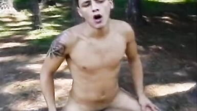 Nasty dude like when his shemale girlfriend lick his cock - 13 image