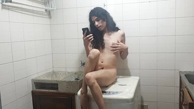 I'm sending a naked photo for my boyfriend - 9 image