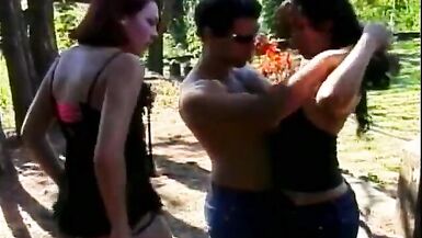 Threesome with inexperienced couple and she-male - 2 image