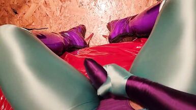 Hiro Gato satin spandex - 6 image