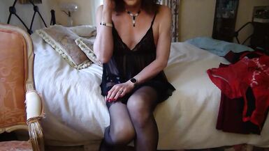 Wife works the conference - 3 image