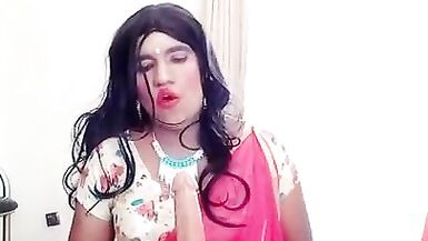 Priya sissy in sexy pink saree play with dildo hot fucking - 3 image