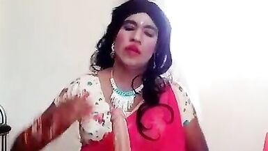 Priya sissy in sexy pink saree play with dildo hot fucking