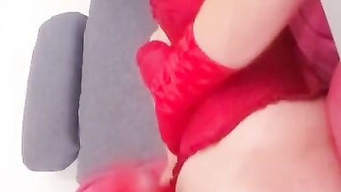 Leatransteen wearing red corsagge and Cum in Mouth - 14 image