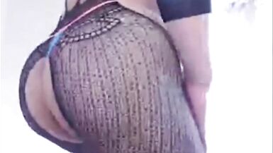 Seduction in black net - 7 image