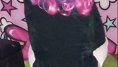 Destroyed my white pantyhose to ride my 12 inch monster - 4 image