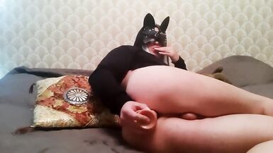 A Trans kitty jerks off her ass, then fucks with a dildo - 8 image