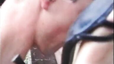 Cute Brazilian tranny allows her slutty boy to savour her - 15 image