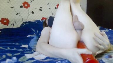 Hard dildo fucking ends in gape and intense orgasm - 5 image