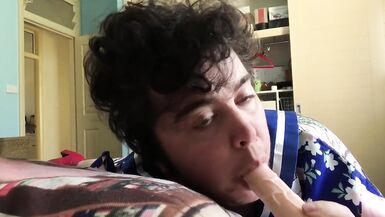 SUCKING MY BOYFRIENDS COCK ON MY TRANSPHOBIC MOMS BED - 13 image