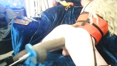 CD with fuck machine and a few friends - 12 image