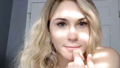 Lovebird94 masturbation