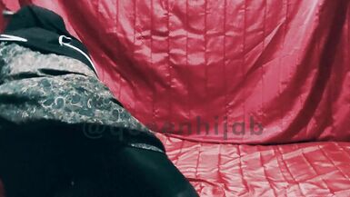 Niqab Queen Shemale Mastrubation Wearing Niqab And Glove - 7 image