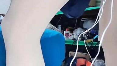 Big Dildo anal fuck with electric patch - 6 image