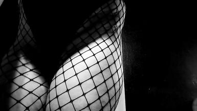 Solo Dancing Queer Trans Lapdance Hot Big Boots FTM Erotic - 8 image