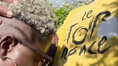 my partner helps me cum in the sun - 4 image