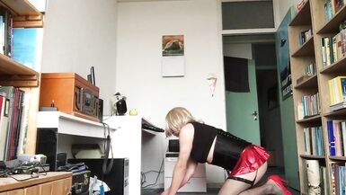 Playing with my BBC dildo (1) - 3 image