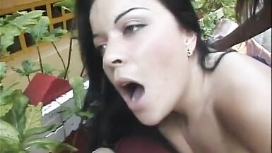 Hot chick wants to experiment with a tranny outdoors - 12 image