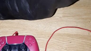 Squeeking leather pants and boots while gaming - 2 image